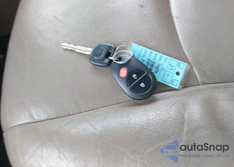 2011 Toyota Highlander z USA, uszkodzony, nr VIN 5TDZA3EH7BS008004